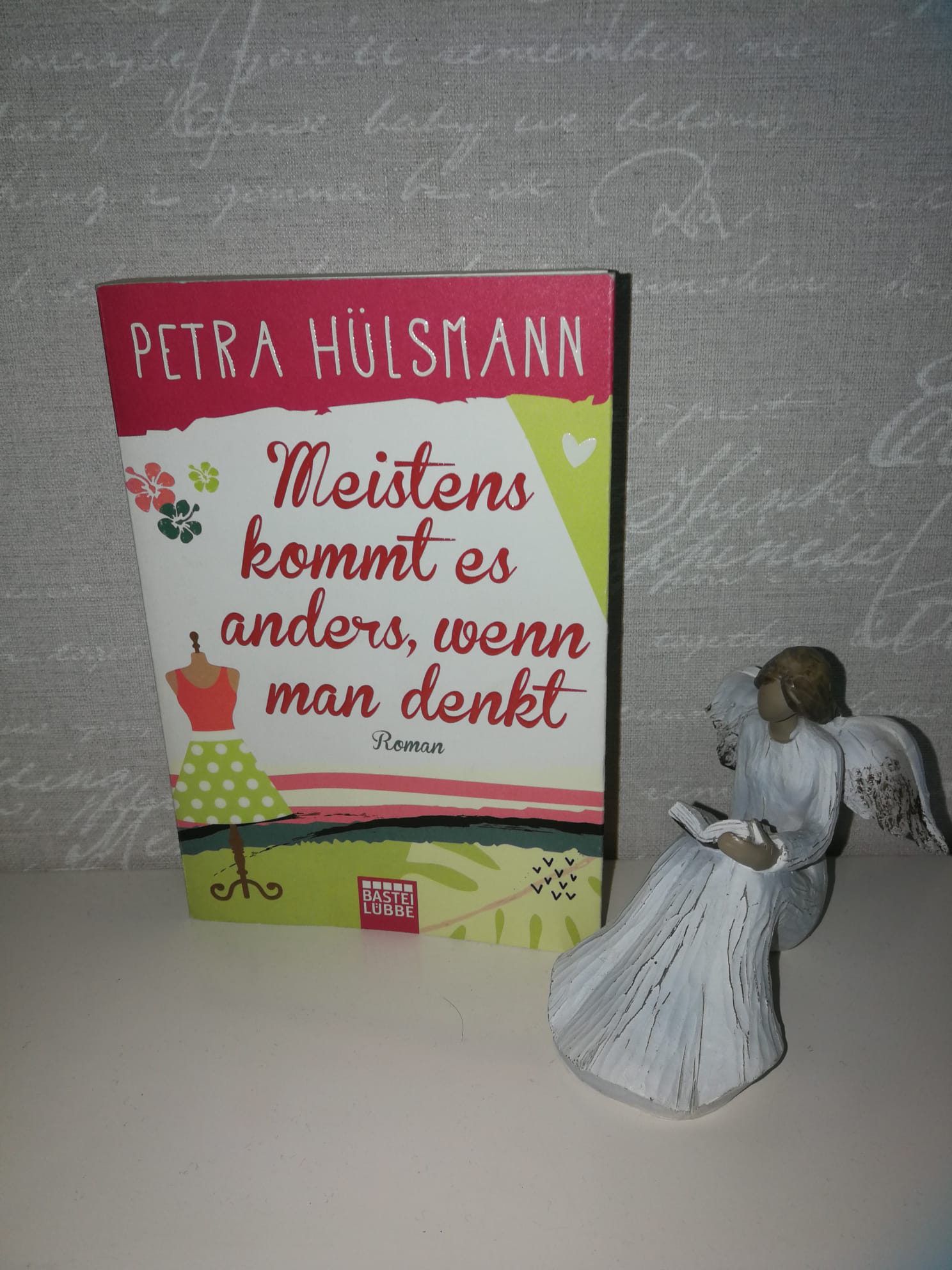Rezension “Meistens kommt es anders, wenn man denkt” von Petra Hülsmann Buchspinat